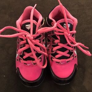 Toddler Nike cleats 10c